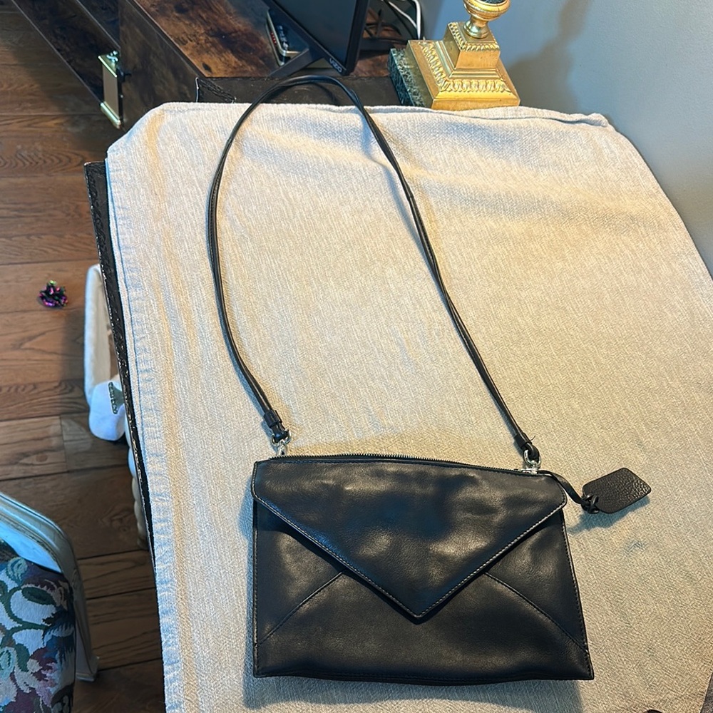 Elegant ili Genuine Black Leather Women's Bag